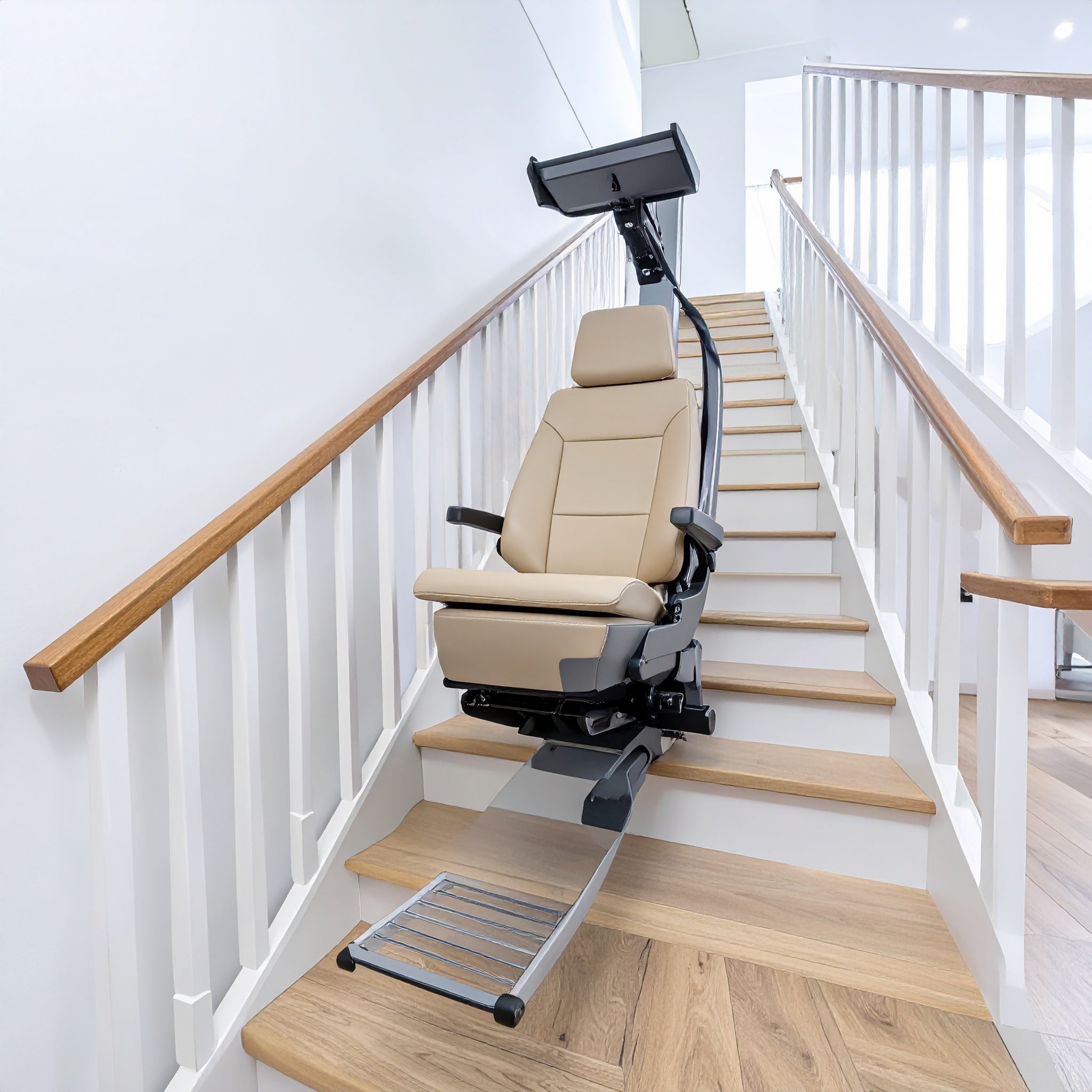 Elan Straight Stair Lift (SRE 3050)