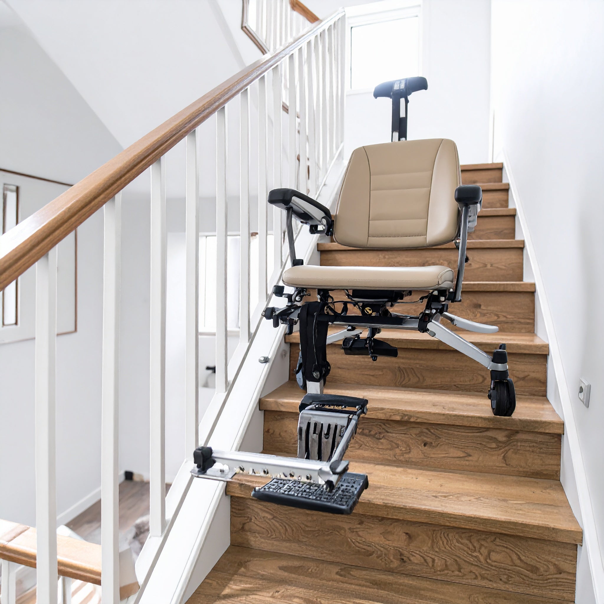 Elan Straight Stair Lift (SRE 3050)